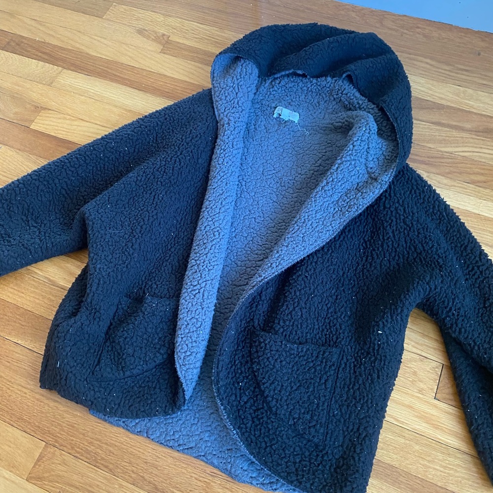 Urban Outfitters Sherpa Jacket - Picture 8 of 11